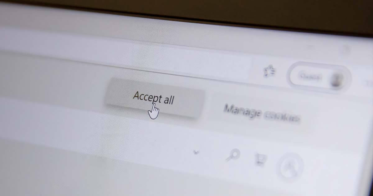 A screenshot of an internet browser cookie management settings with "Accept All" button being clicked